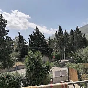 Vicino L'aeroporto Di Palermo Couette-café
